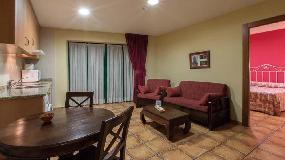 Apartamentos Villa De Cabrales اريناس دي كابراليس الغرفة الصورة