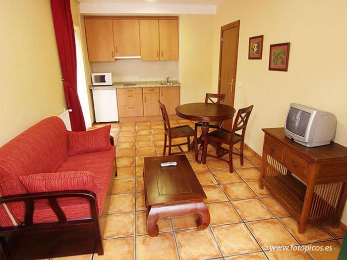 Apartamentos Villa De Cabrales اريناس دي كابراليس المظهر الخارجي الصورة