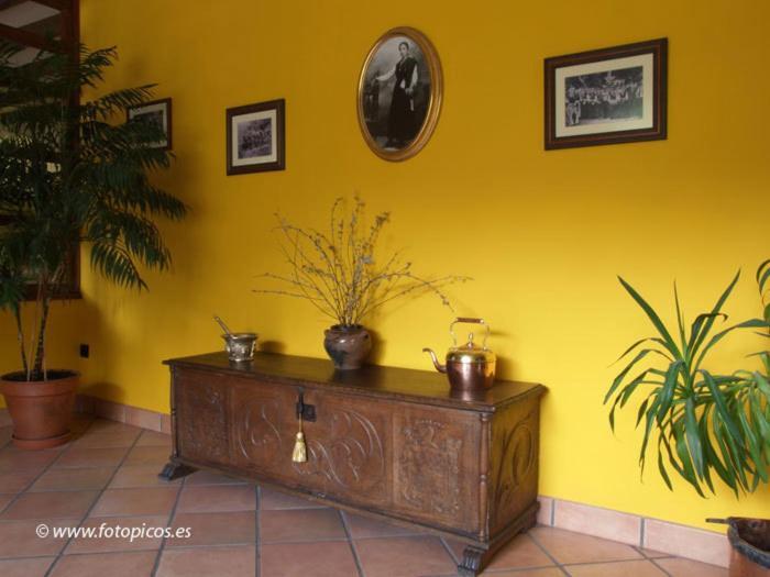 Apartamentos Villa De Cabrales اريناس دي كابراليس المظهر الخارجي الصورة